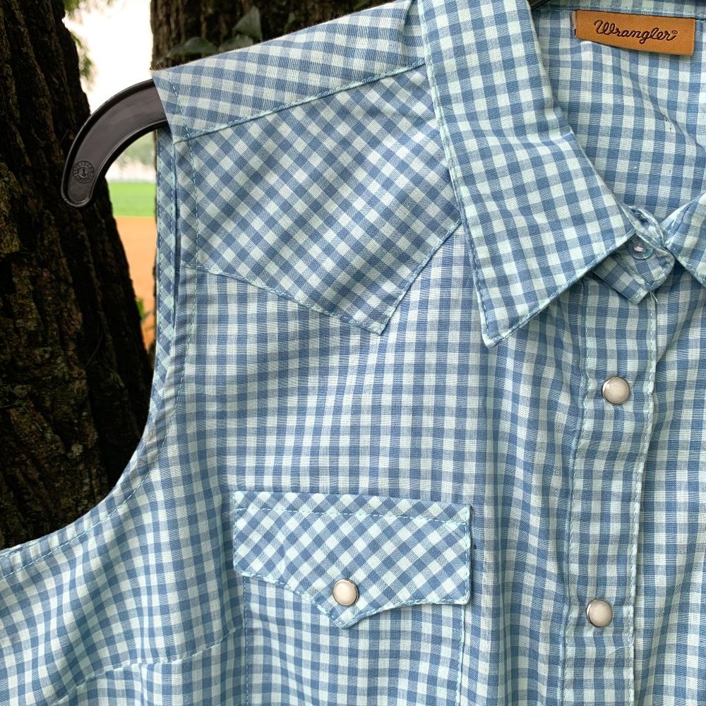 Wrangler Sleeveless Blue Check – NWT